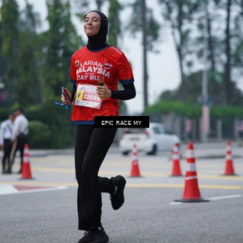 Runner Photo 7052072