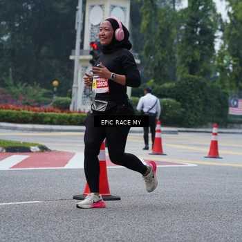 Runner Photo 7052074
