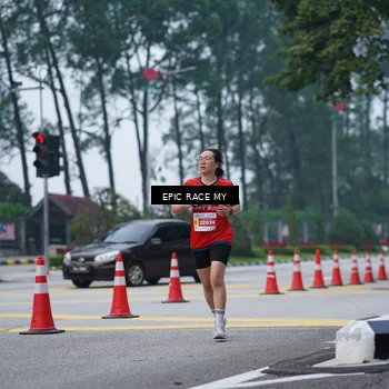 Runner Photo 7052086