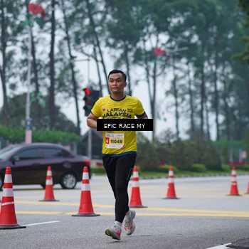 Runner Photo 7052089