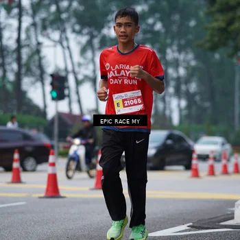 Runner Photo 7052098