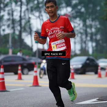 Runner Photo 7052099