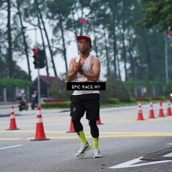 Runner Photo 7052101