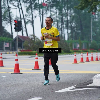 Runner Photo 7052114