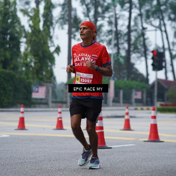 Runner Photo 7052122