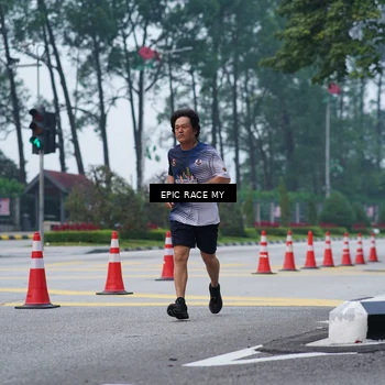 Runner Photo 7052129