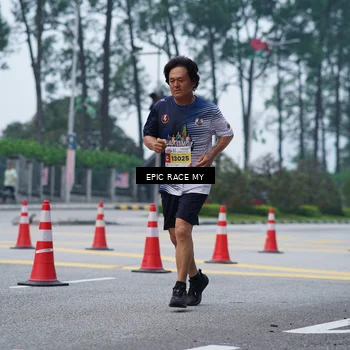 Runner Photo 7052132