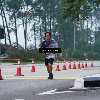 Runner Photo 7052140