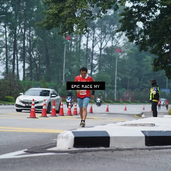 Runner Photo 7052148