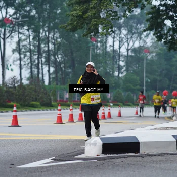Runner Photo 7052164