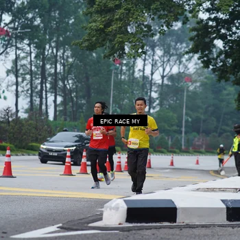 Runner Photo 7052166