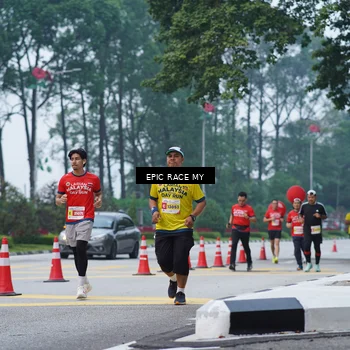 Runner Photo 7052183