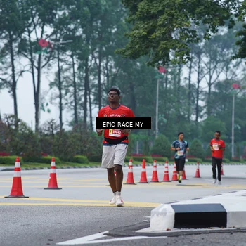 Runner Photo 7052214