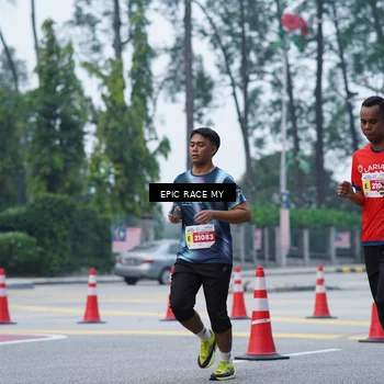 Runner Photo 7052217