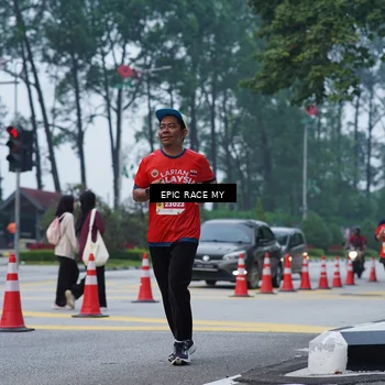 Runner Photo 7052246