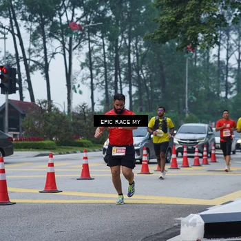 Runner Photo 7052263