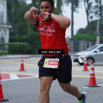 Runner Photo 7052272