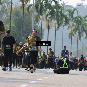 Runner Photo 7052279