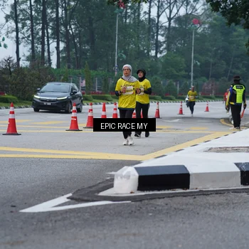Runner Photo 7052300