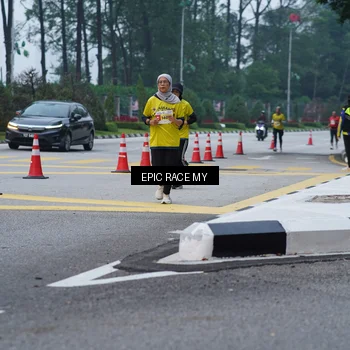 Runner Photo 7052306