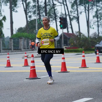 Runner Photo 7052313