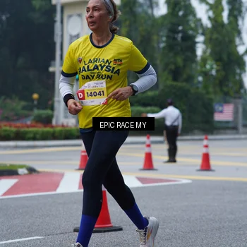 Runner Photo 7052319