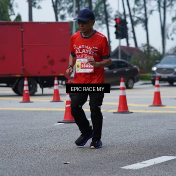 Runner Photo 7052331