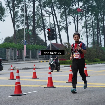 Runner Photo 7052374