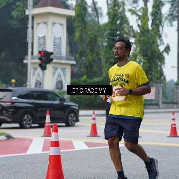 Runner Photo 7052393