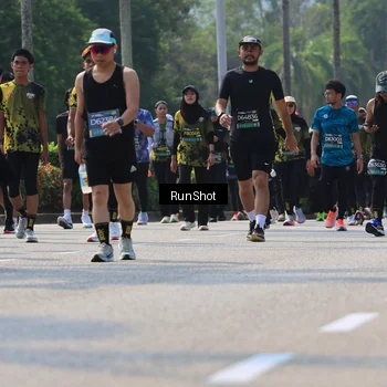 Runner Photo 7052404