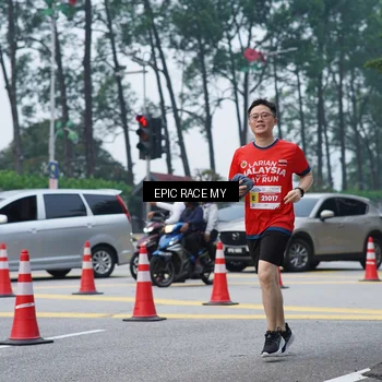 Runner Photo 7052413