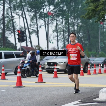 Runner Photo 7052414