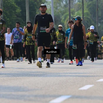Runner Photo 7052418