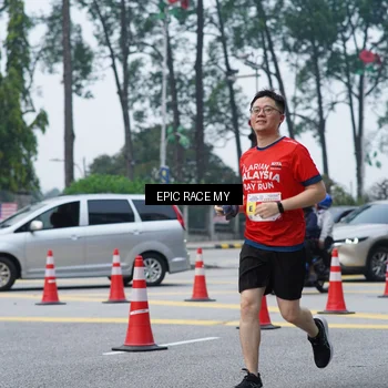 Runner Photo 7052421