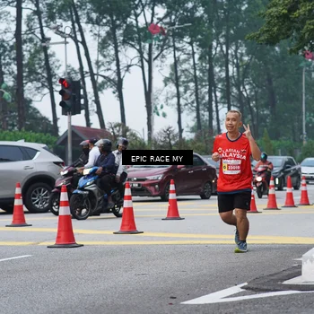 Runner Photo 7052422