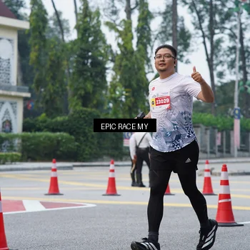 Runner Photo 7052451
