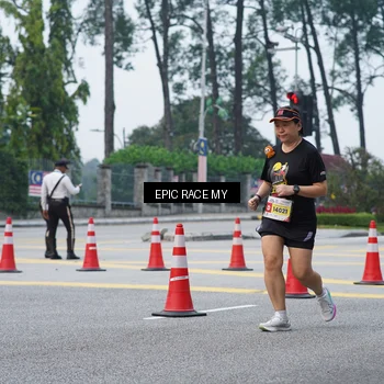 Runner Photo 7052457