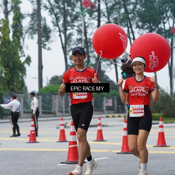 Runner Photo 7052476