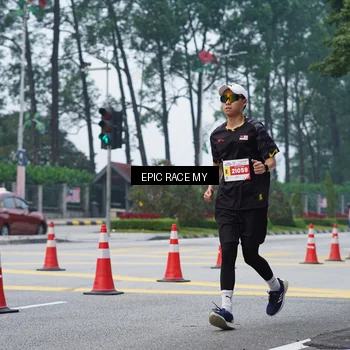 Runner Photo 7052485