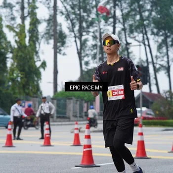 Runner Photo 7052487