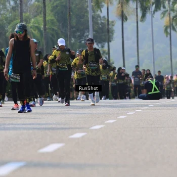 Runner Photo 7052490