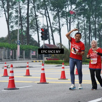 Runner Photo 7052499