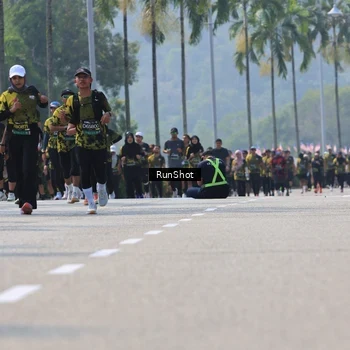 Runner Photo 7052501