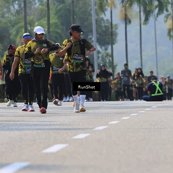 Runner Photo 7052524