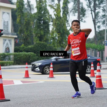 Runner Photo 7052530