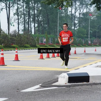 Runner Photo 7052534