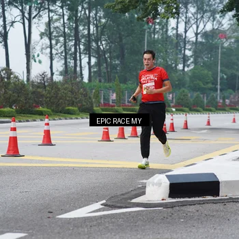 Runner Photo 7052537