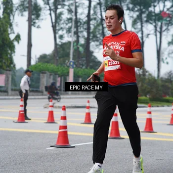 Runner Photo 7052542