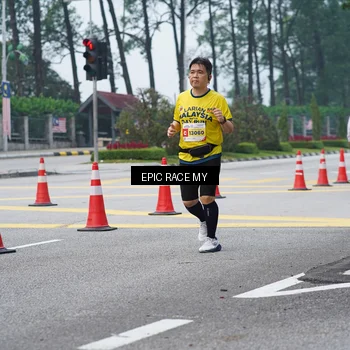 Runner Photo 7052545