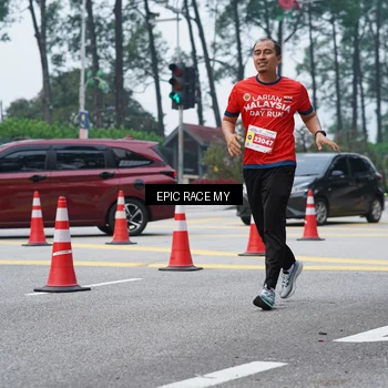 Runner Photo 7052560